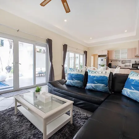 Majestic Residence Pool Villas 2 Bedrooms Private Beach Pattaya Exterior photo